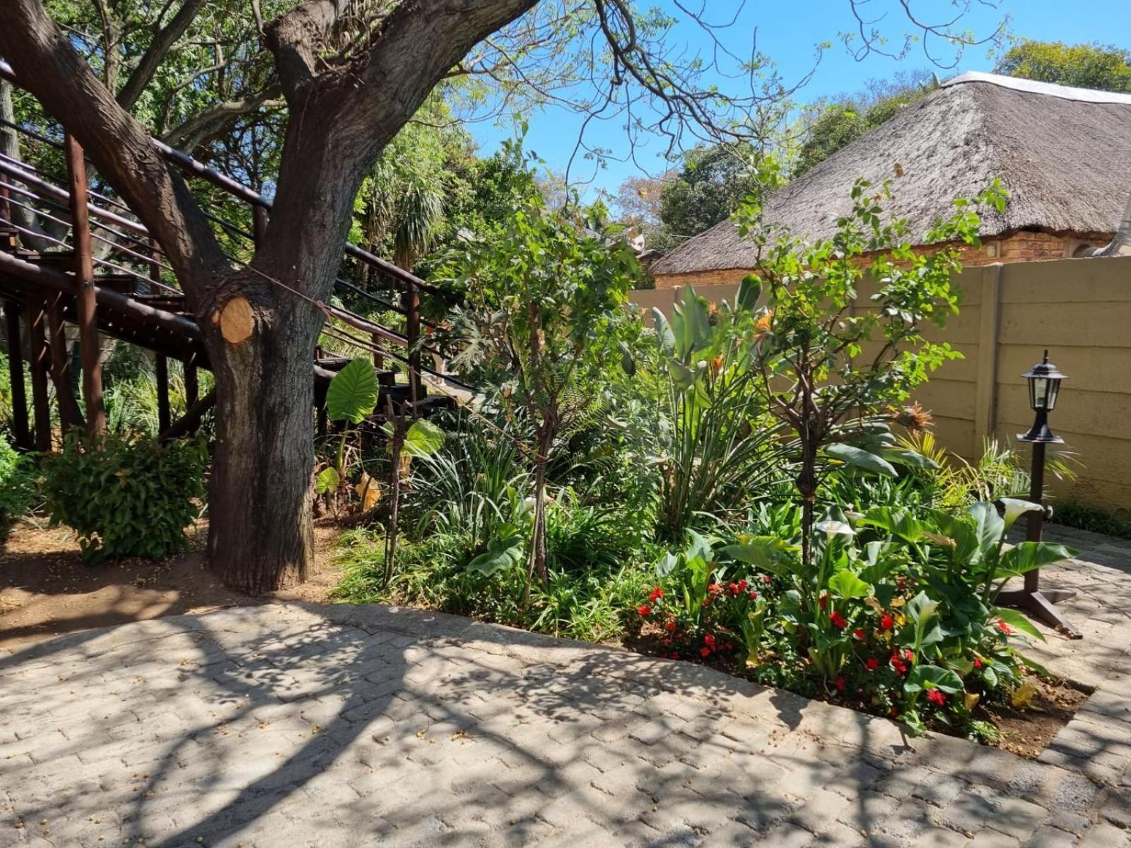 Emerald Guesthouse Kempton Park Exteriör bild