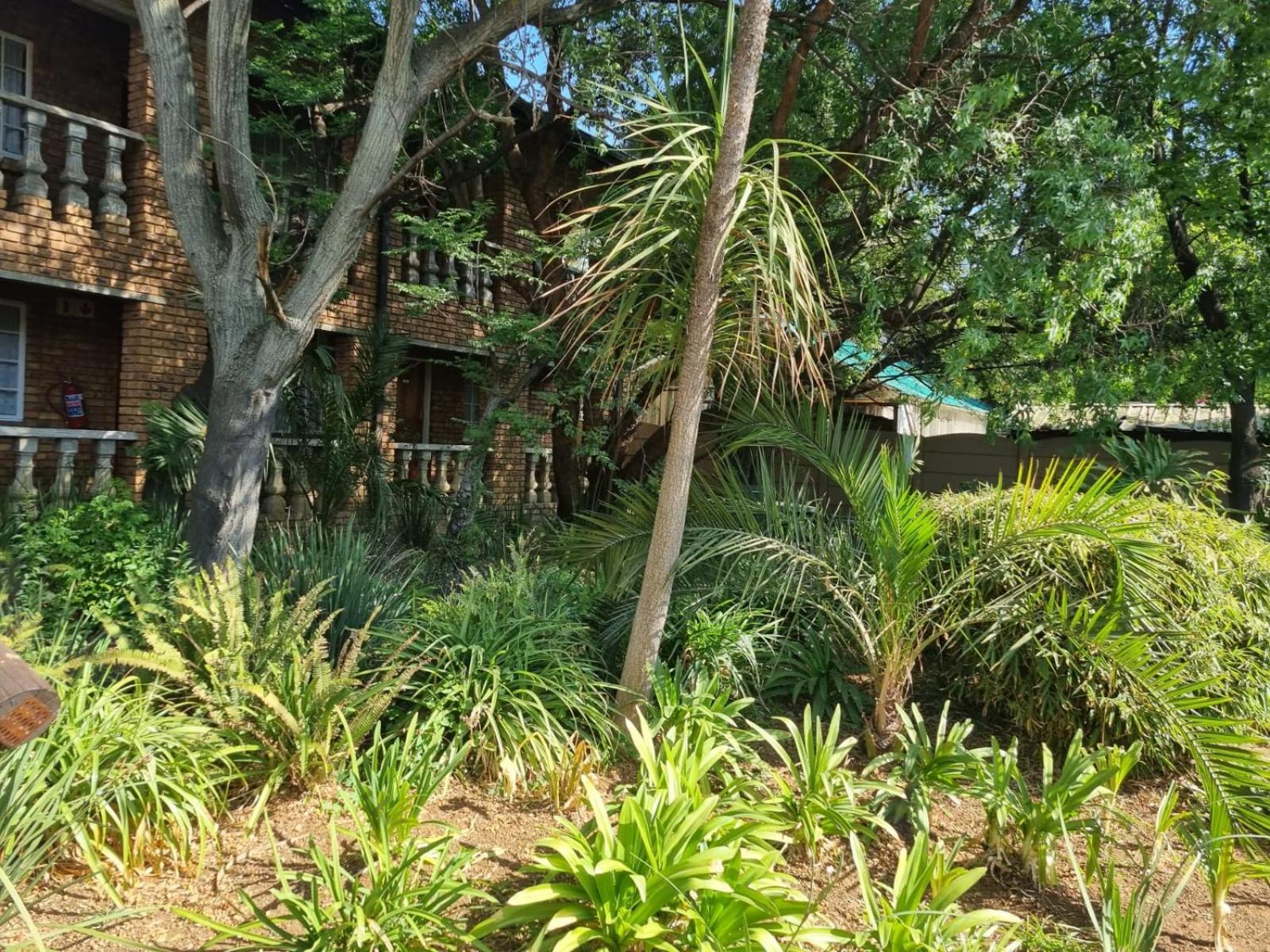 Emerald Guesthouse Kempton Park Exteriör bild