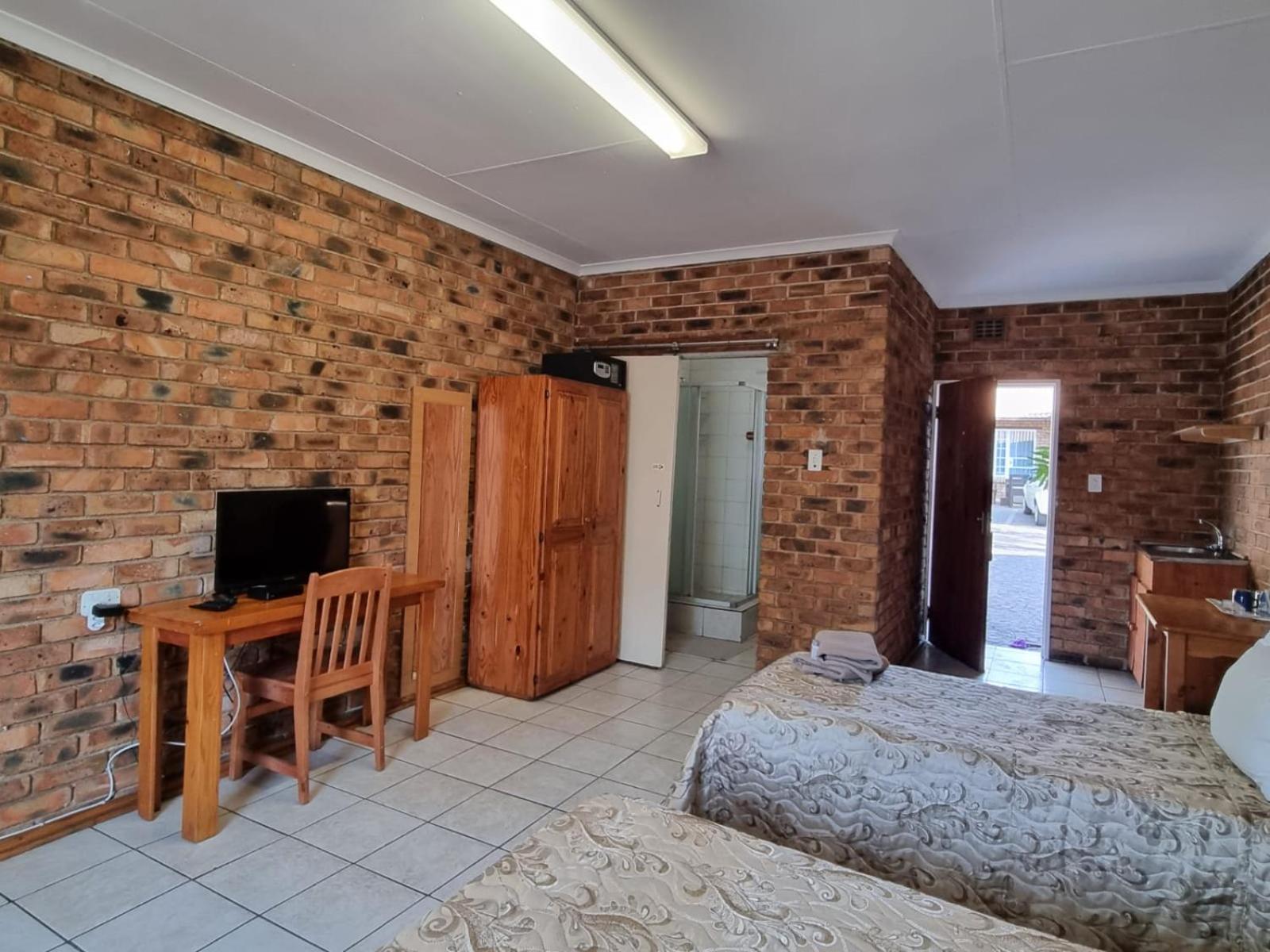 Emerald Guesthouse Kempton Park Exteriör bild