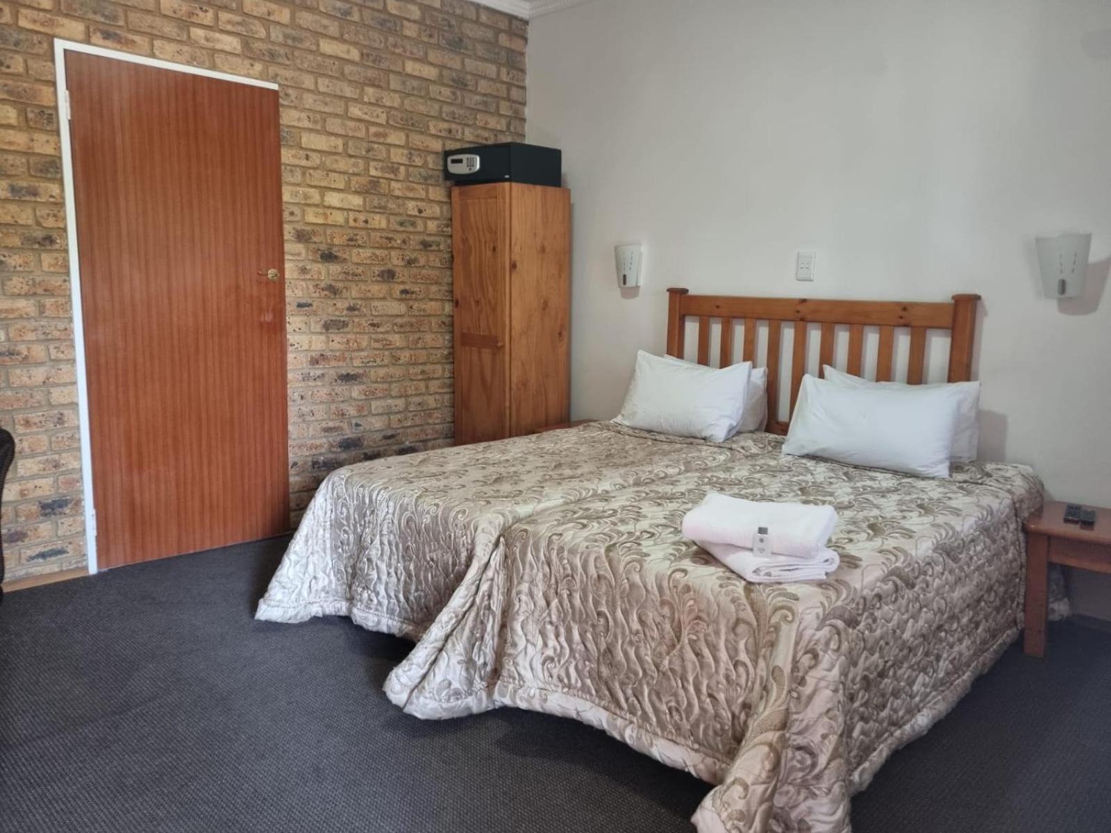Emerald Guesthouse Kempton Park Exteriör bild